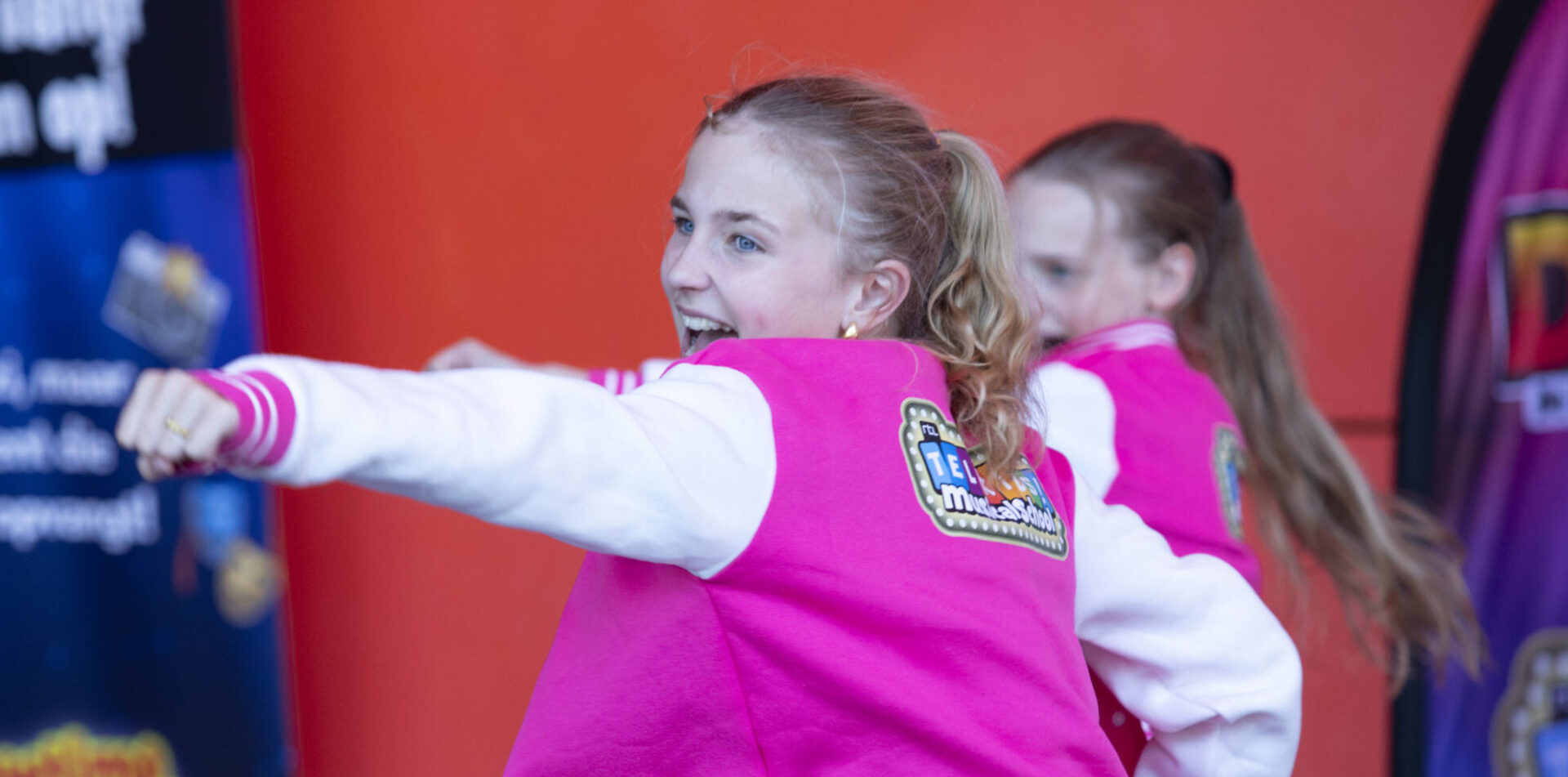 Live optreden van selectiegroep Act One van de Telekids Musicalschool, in te huren als zang- en dansact voor evenementen.